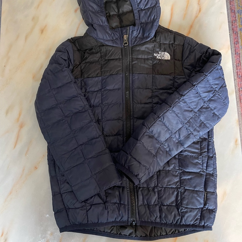 North face midnight blue and black hooded jacket